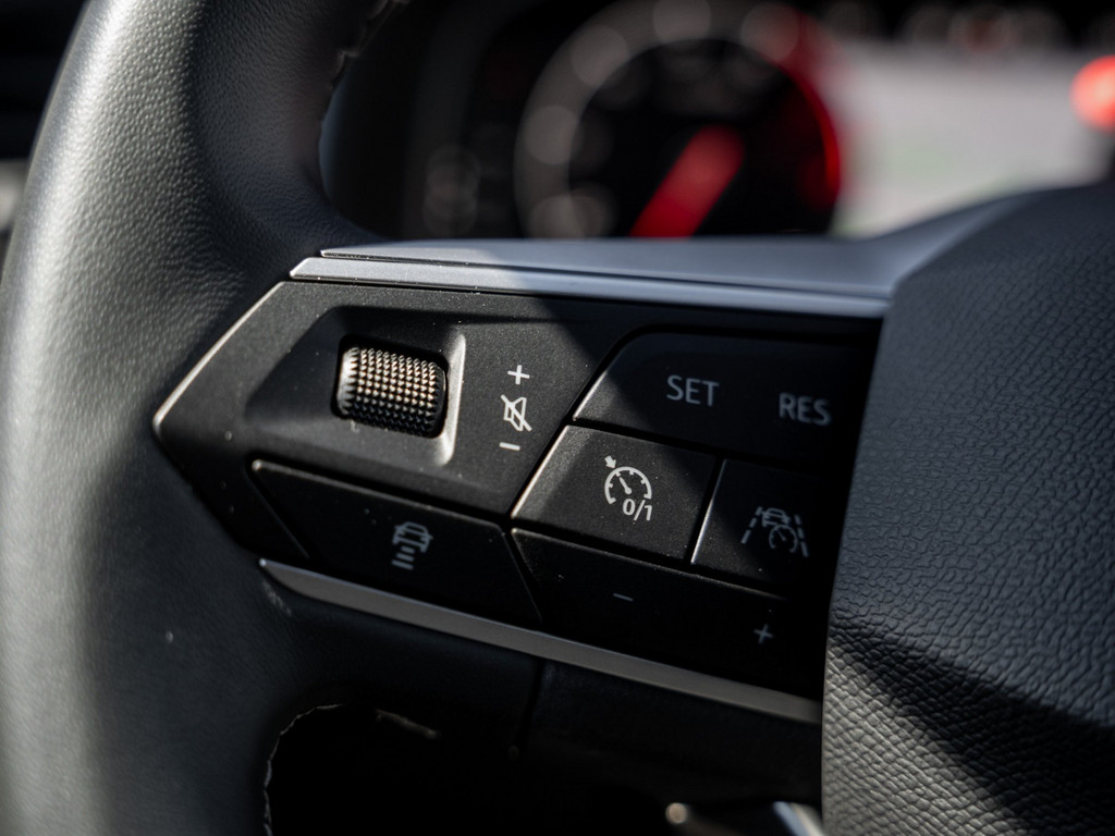 Bild 23 - ATECA XPERIENCE 1.5 TSI DSG Kam. Navi Virtual LM