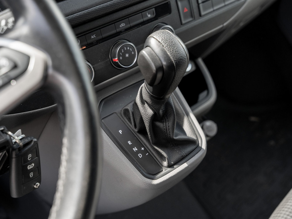 Bild 17 - T6.1 Kasten LR 2.0TDI DSG + LED + NAVI + STANDH