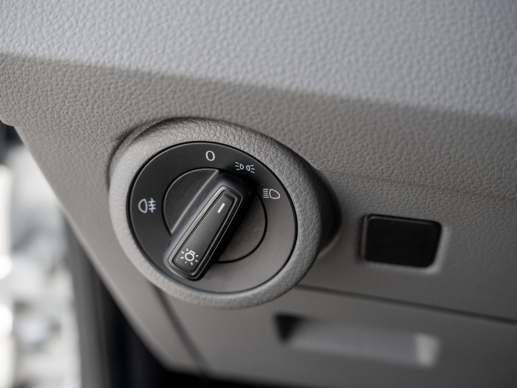 Bild 21 - T6.1 Kasten LR 2.0TDI DSG + LED + NAVI + STANDH