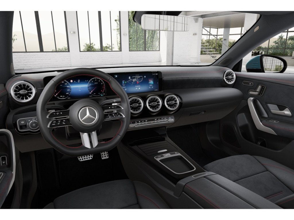 Bild 2 - CLA 220 4M Coupé AMG Sport Premium +