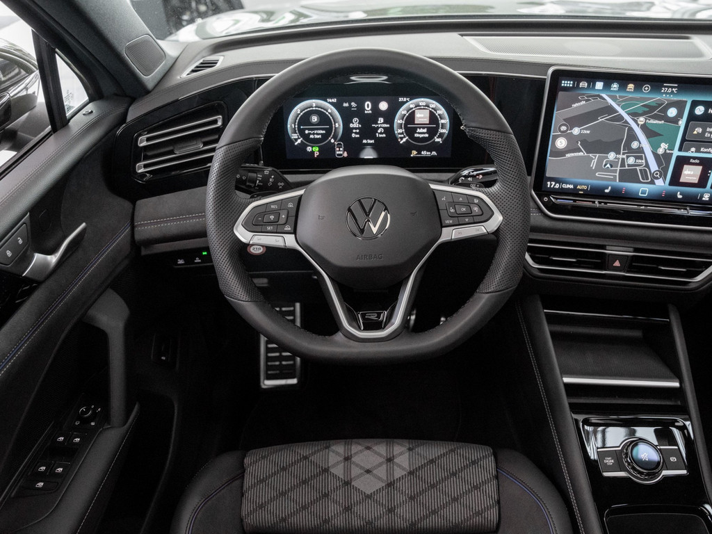 Bild 12 - Tiguan R-Line 2.0 l TDI 4MOTION DSG DCC Pano AHK