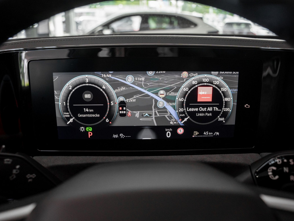 Bild 22 - Tiguan R-Line 2.0 l TDI 4MOTION DSG DCC Pano AHK