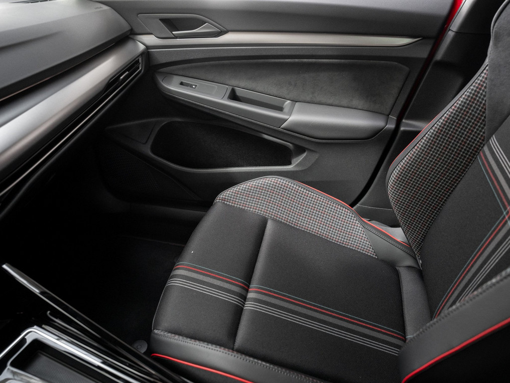 Bild 21 - Golf GTI EDITION 50 2.0 l TSI DSG DCC harman