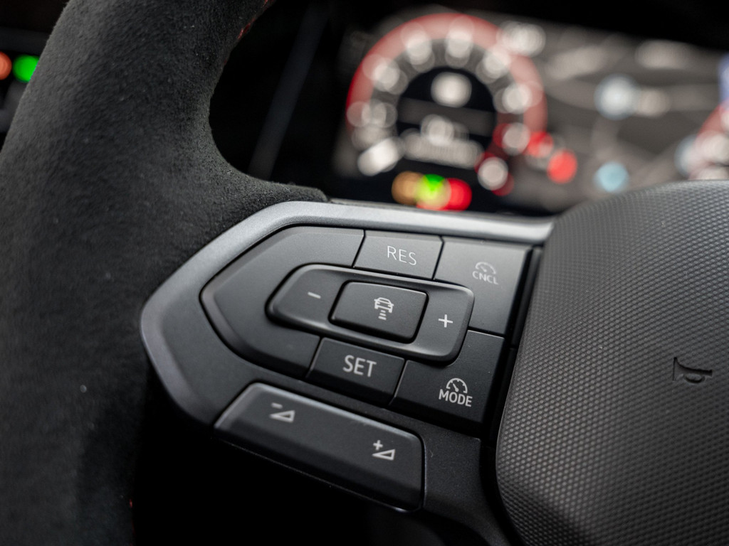 Bild 23 - Golf GTI EDITION 50 2.0 l TSI DSG DCC harman