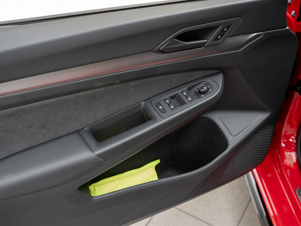 Bild 27 - Golf GTI EDITION 50 2.0 l TSI DSG DCC harman