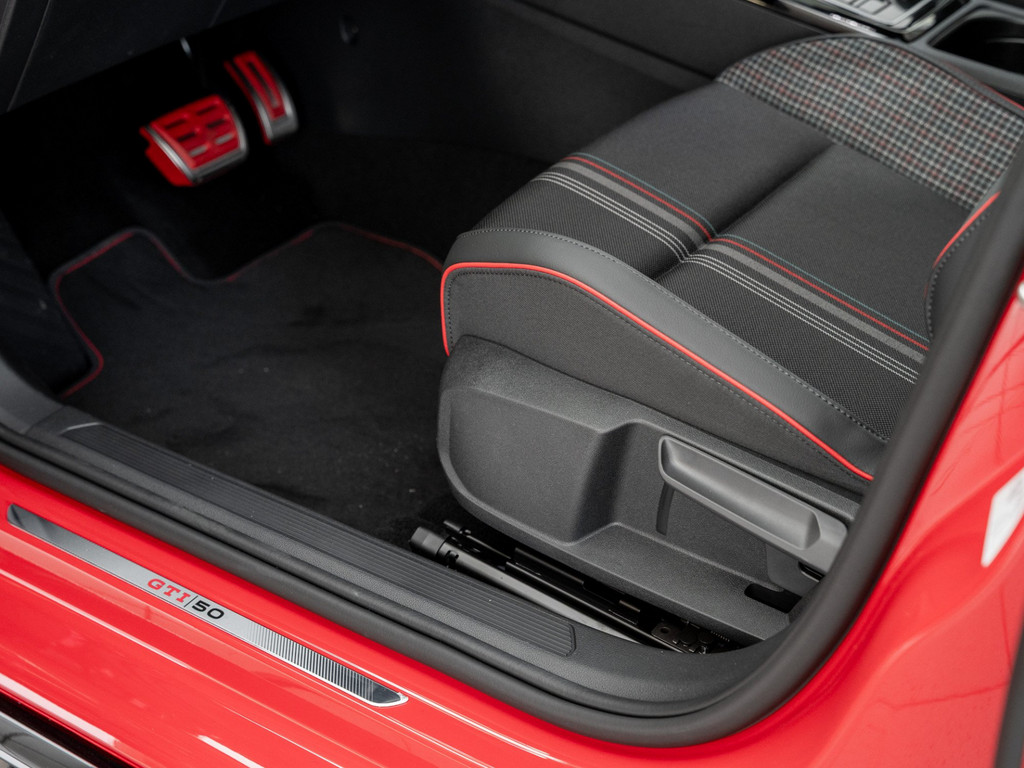 Bild 28 - Golf GTI EDITION 50 2.0 l TSI DSG DCC harman