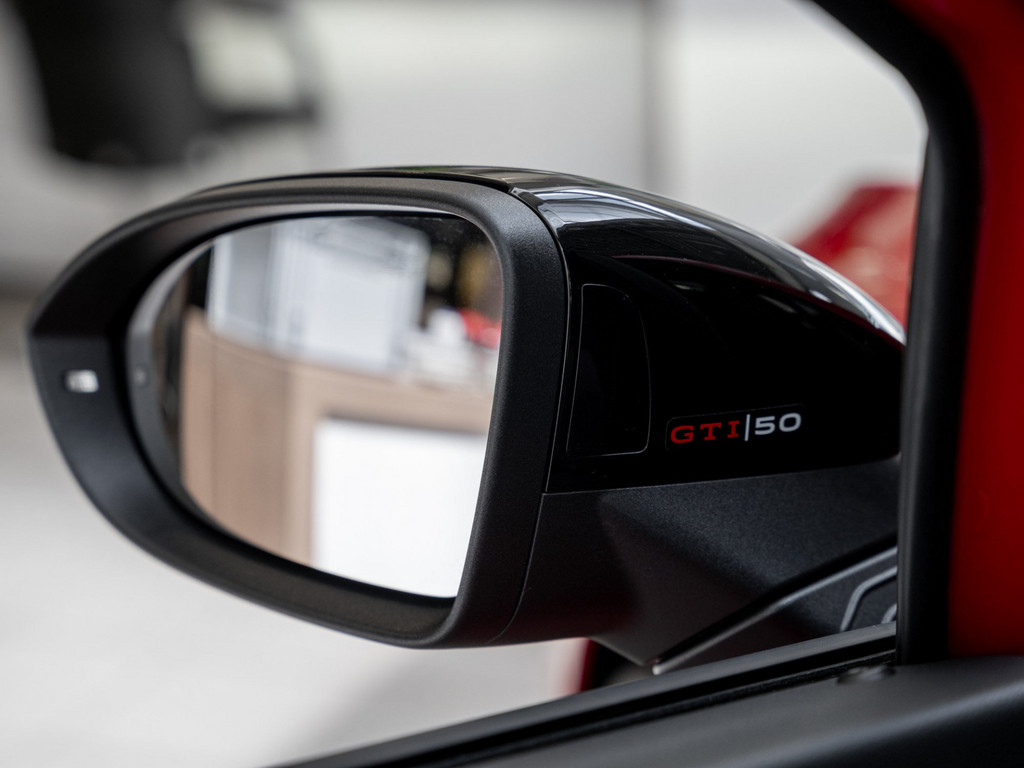 Bild 29 - Golf GTI EDITION 50 2.0 l TSI DSG DCC harman