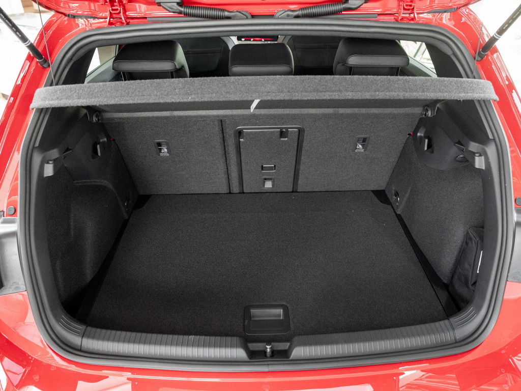 Bild 30 - Golf GTI EDITION 50 2.0 l TSI DSG DCC harman