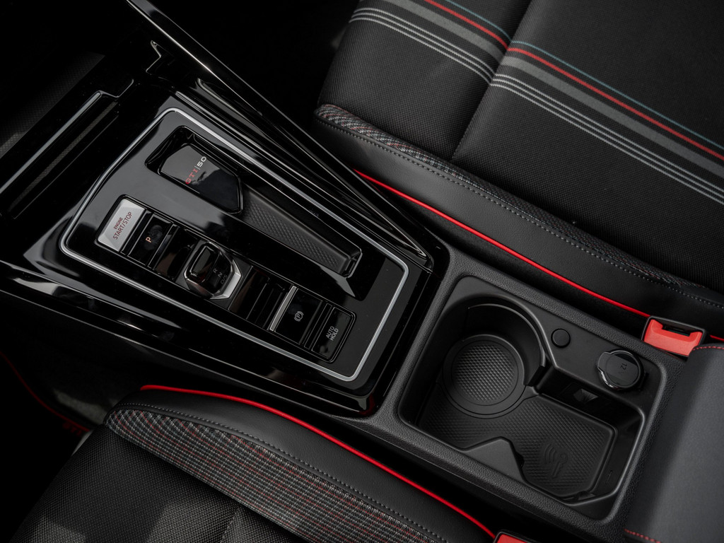 Bild 20 - Golf GTI EDITION 50 2.0 l TSI DSG DCC harman