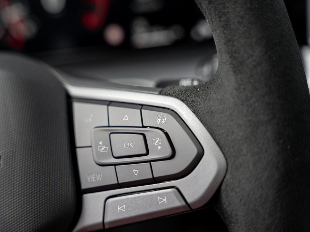 Bild 26 - Golf GTI EDITION 50 2.0 l TSI DSG DCC harman