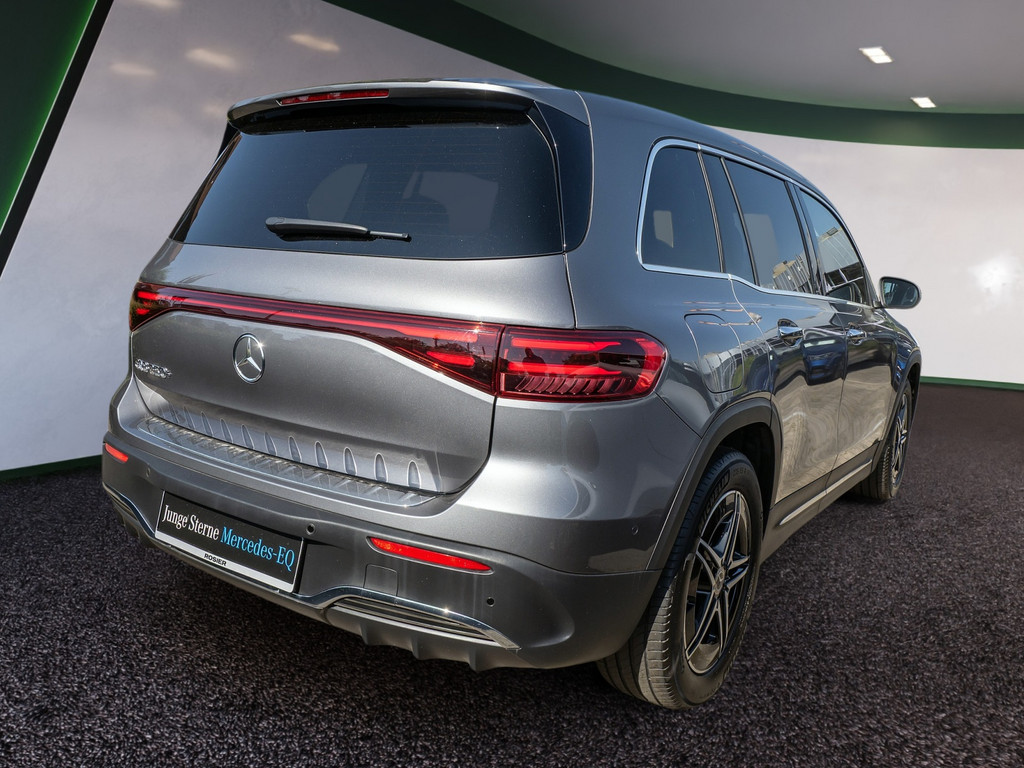 Bild 4 - EQB 250 + AMG Sport Advanced +