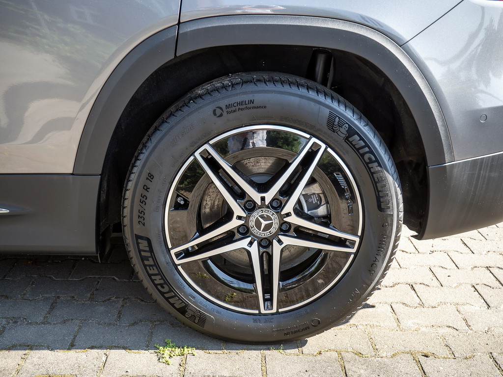 Bild 8 - EQB 250 + AMG Sport Advanced +