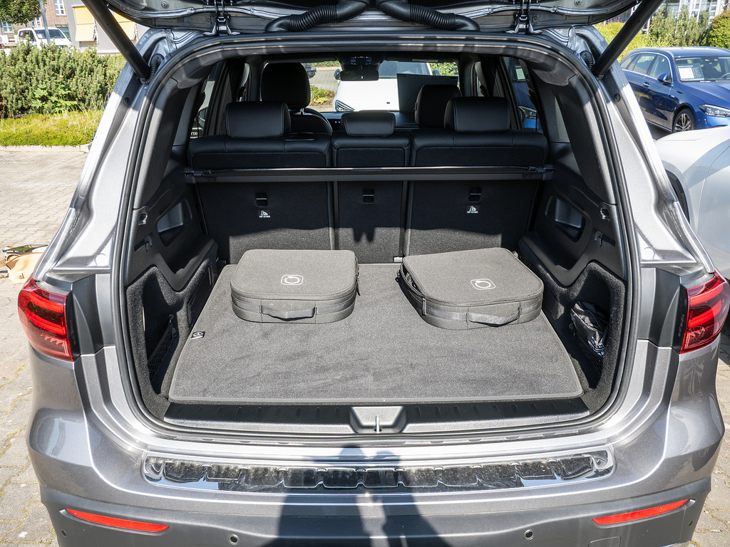 Bild 22 - EQB 250 + AMG Sport Advanced +