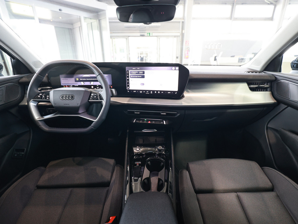 Bild 8 - Q3 Sportback e-hybrid S Line AHK Tech Plus