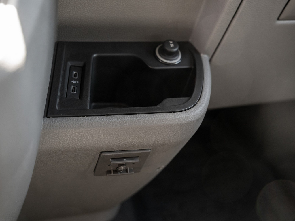 Bild 18 - T6.1 Kasten LR 2.0TDI DSG + LED + NAVI + KLIMA + PDC + SHZ