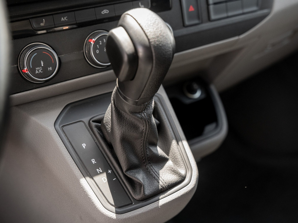 Bild 19 - T6.1 Kasten LR 2.0TDI DSG + LED + NAVI + KLIMA + PDC + SHZ