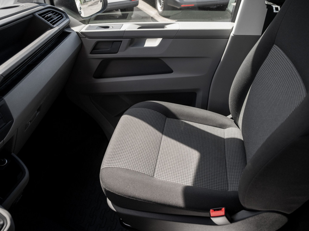 Bild 21 - T6.1 Kasten LR 2.0TDI DSG + LED + NAVI + KLIMA + PDC + SHZ