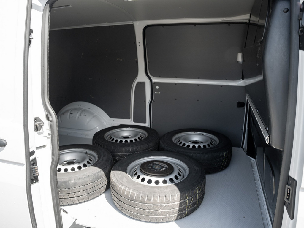 Bild 27 - T6.1 Kasten LR 2.0TDI DSG + LED + NAVI + KLIMA + PDC + SHZ