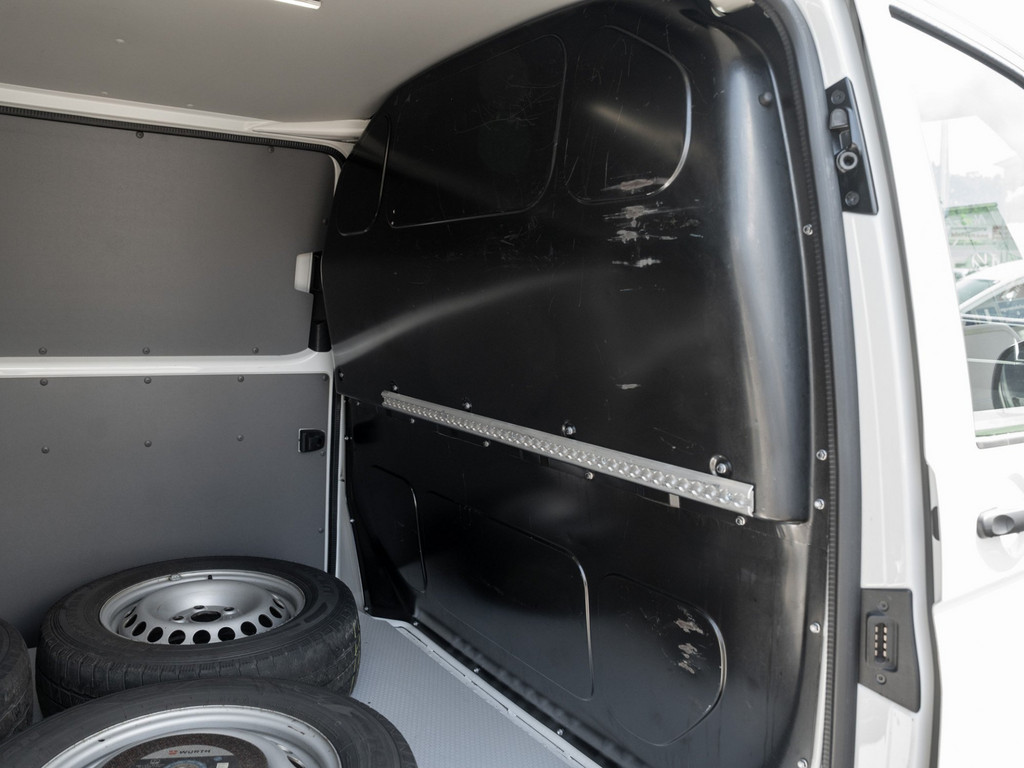 Bild 28 - T6.1 Kasten LR 2.0TDI DSG + LED + NAVI + KLIMA + PDC + SHZ