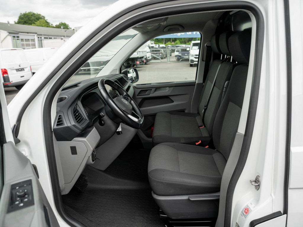 Bild 8 - T6.1 Transporter Kasten LR 2.0TDI NAVI + KLIMA + RFK
