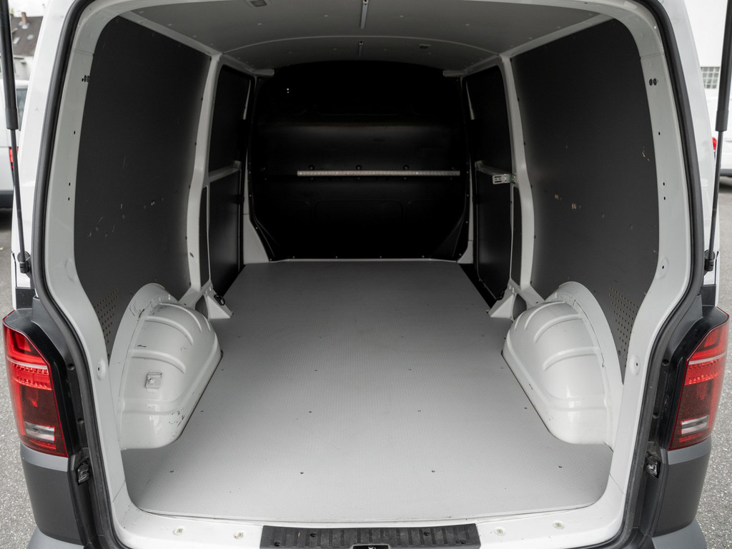 Bild 24 - T6.1 Transporter Kasten LR 2.0TDI NAVI + KLIMA + RFK