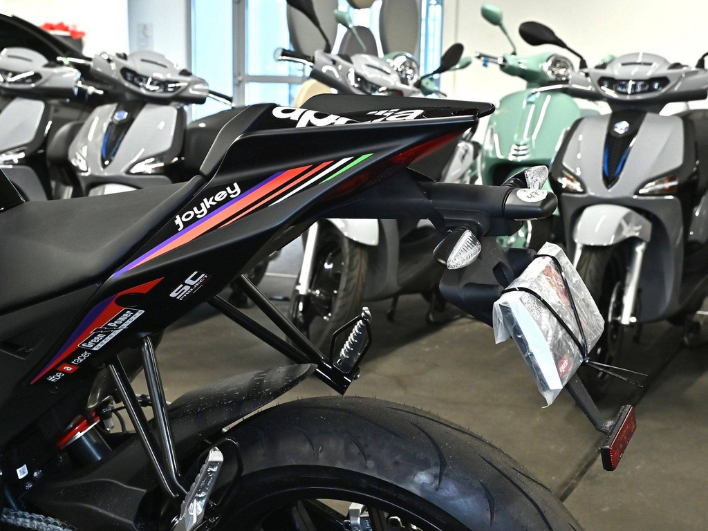Bild 11 - RS 125 E5 + Replica