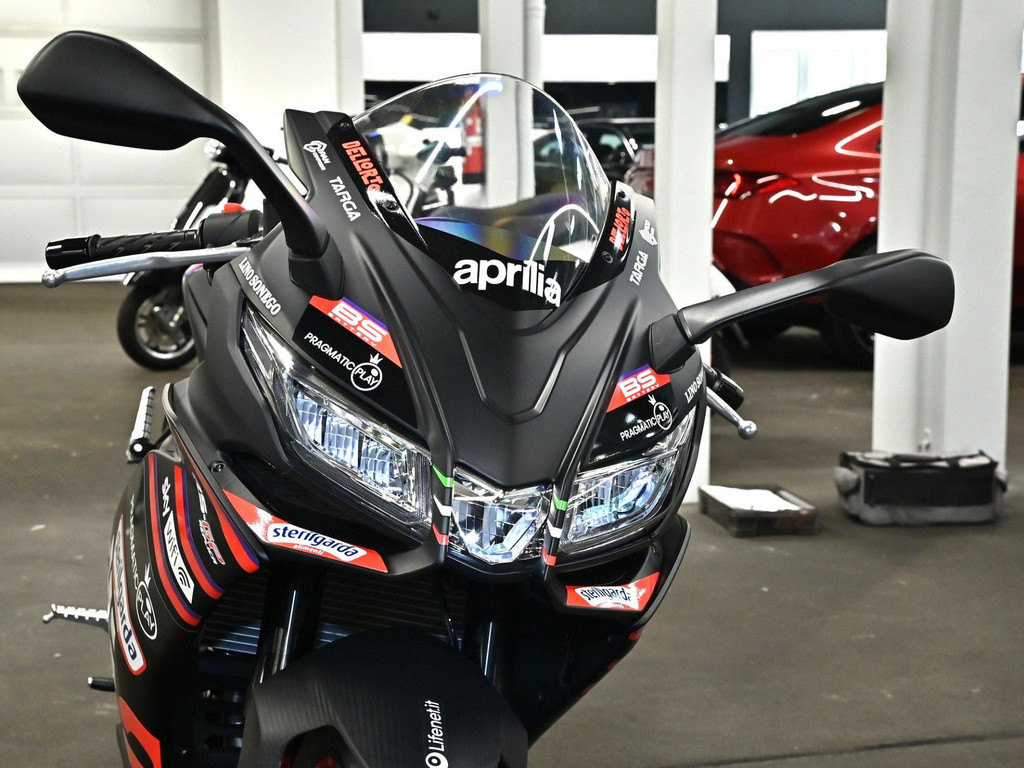 Bild 13 - RS 125 E5 + Replica