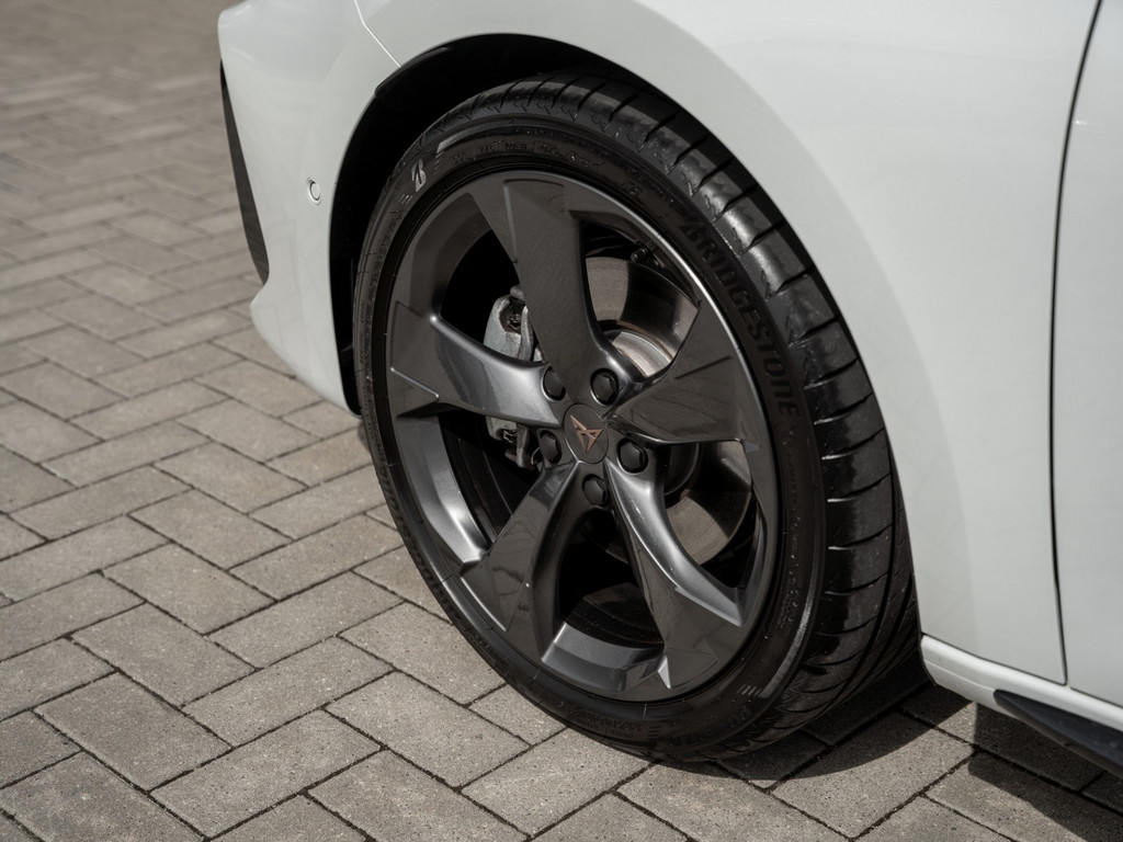 Bild 7 - LEON SP 2.0 TSI DSG 4DRIVE Kam. Pano Sportp. ACC