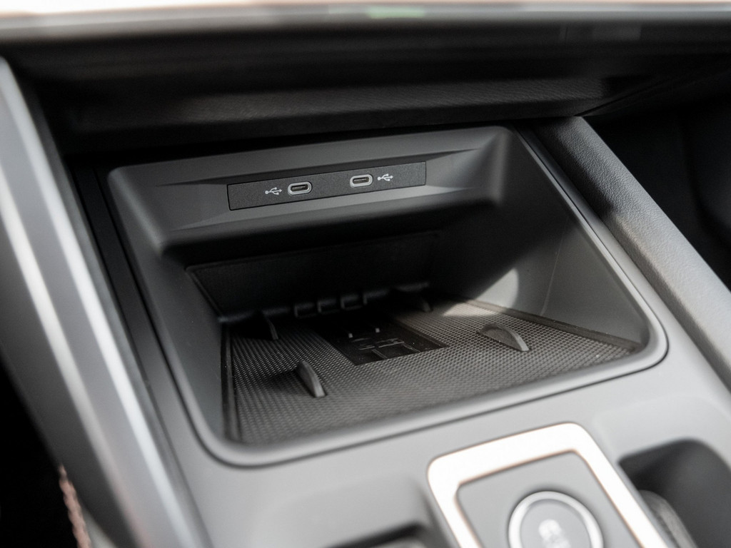 Bild 19 - LEON SP 2.0 TSI DSG 4DRIVE Kam. Pano Sportp. ACC