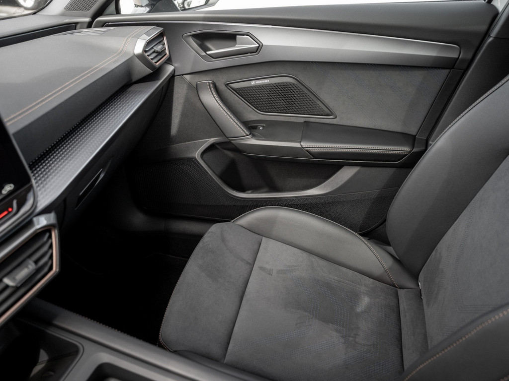 Bild 21 - LEON SP 2.0 TSI DSG 4DRIVE Kam. Pano Sportp. ACC