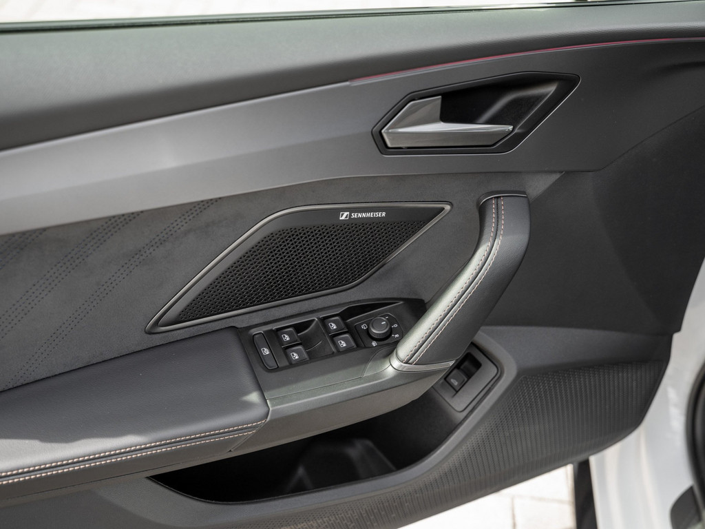 Bild 26 - LEON SP 2.0 TSI DSG 4DRIVE Kam. Pano Sportp. ACC