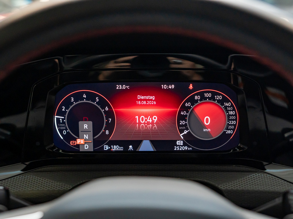 Bild 16 - Golf VIII 2.0 TSI DSG GTI