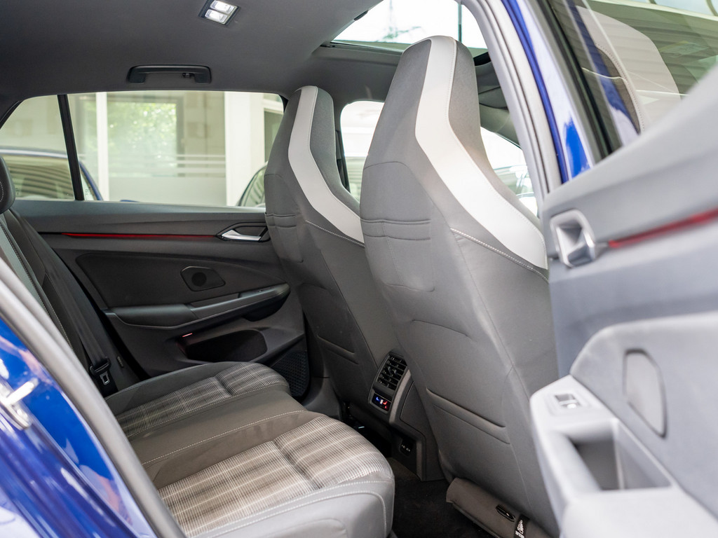 Bild 4 - Golf VIII 2.0 TDI DSG GTD