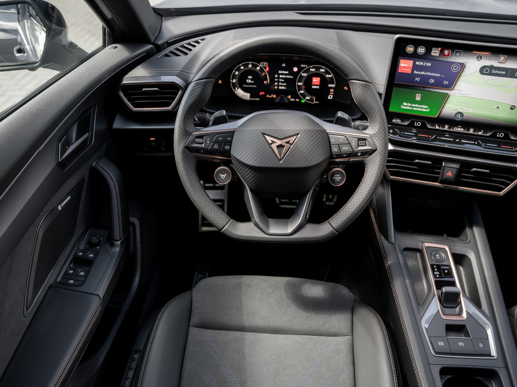 Bild 12 - Formentor 2.0 TSI VZ W DCC AHK Kam. Navi Pano LM