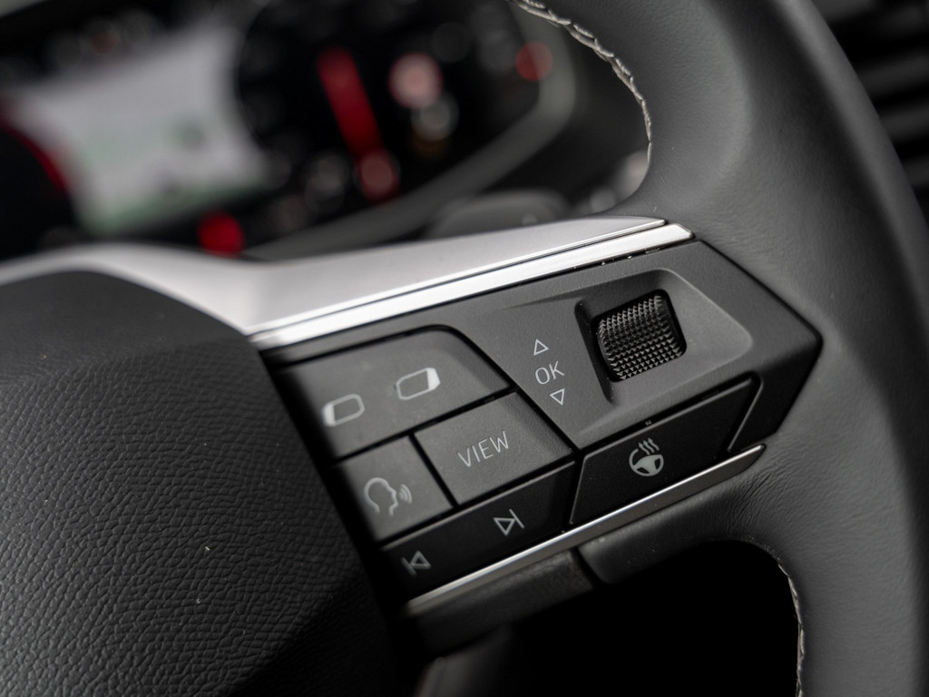 Bild 25 - ATECA XPERIENCE 1.5 TSI DSG Kam. Navi Virtual LM