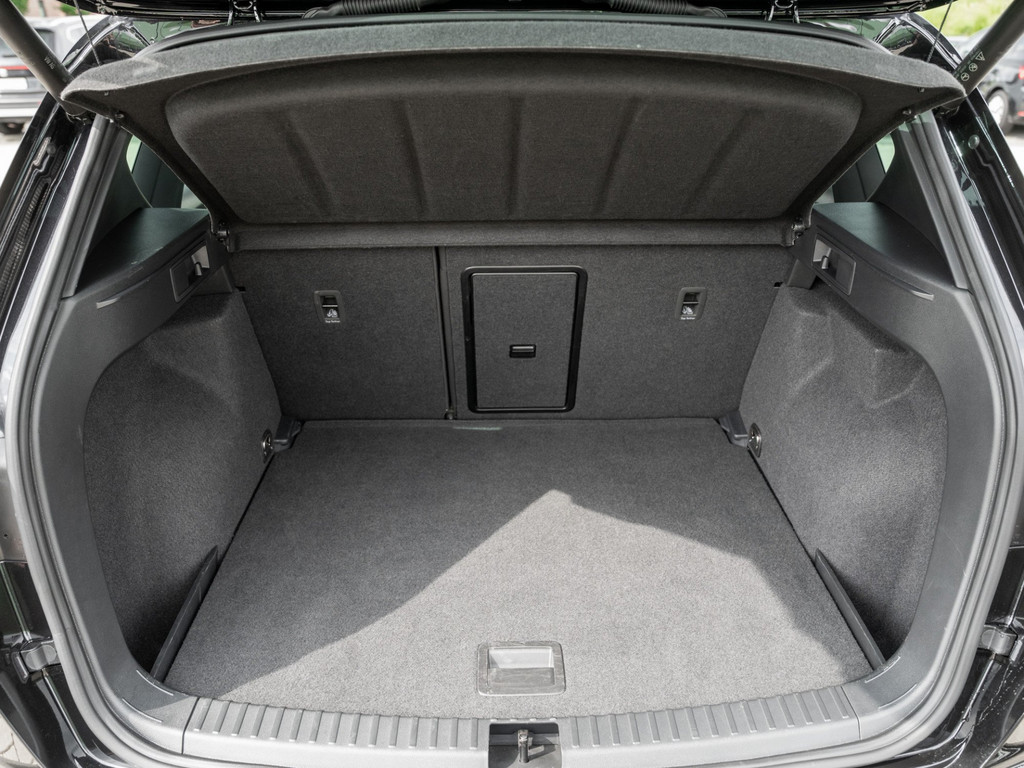 Bild 29 - ATECA XPERIENCE 1.5 TSI DSG Kam. Navi Virtual LM
