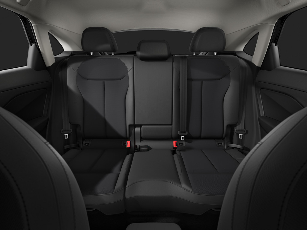 Bild 10 - Q3 Sportback e-hybrid S Line Black AHK Tech Plus