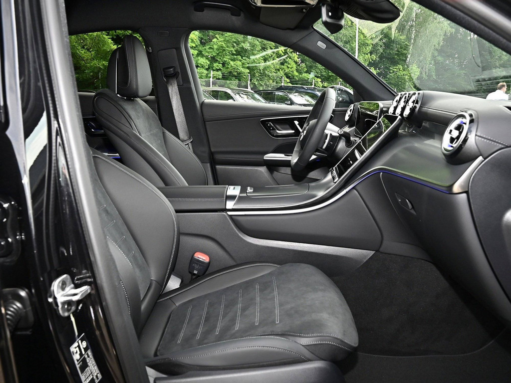 Bild 2 - GLC 220 d 4M Coupé AMG Line Advanced +