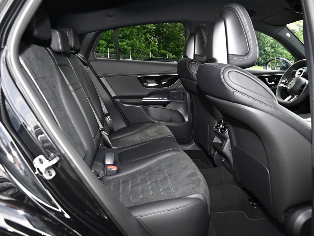 Bild 4 - GLC 220 d 4M Coupé AMG Line Advanced +