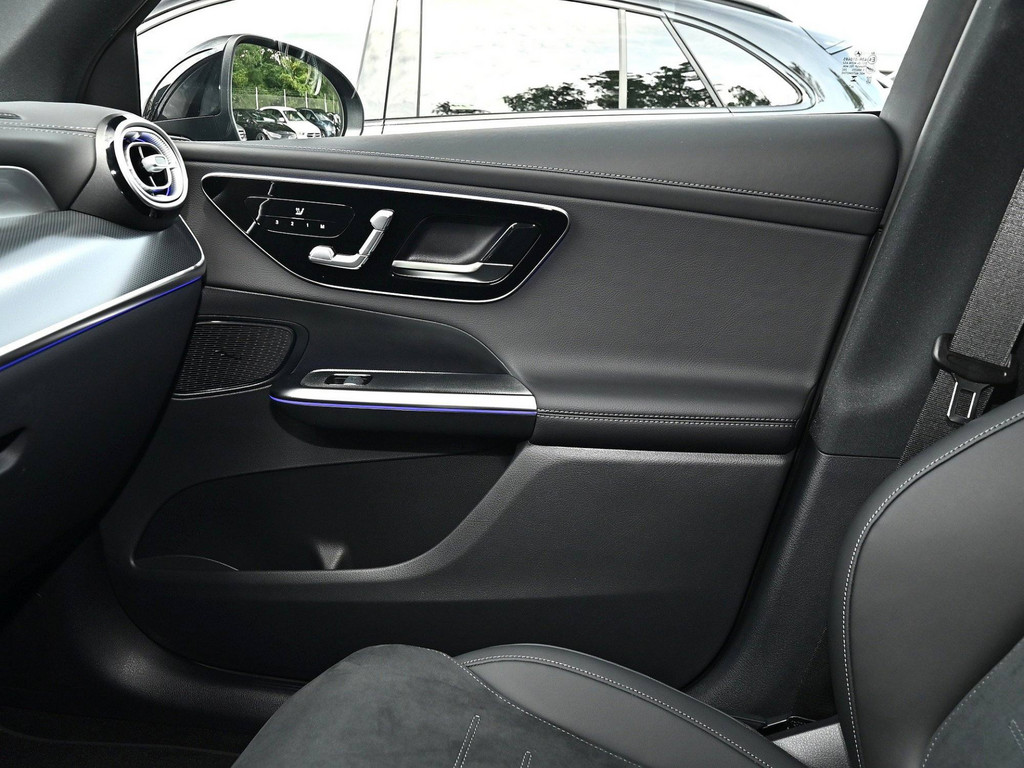 Bild 13 - GLC 220 d 4M Coupé AMG Line Advanced +