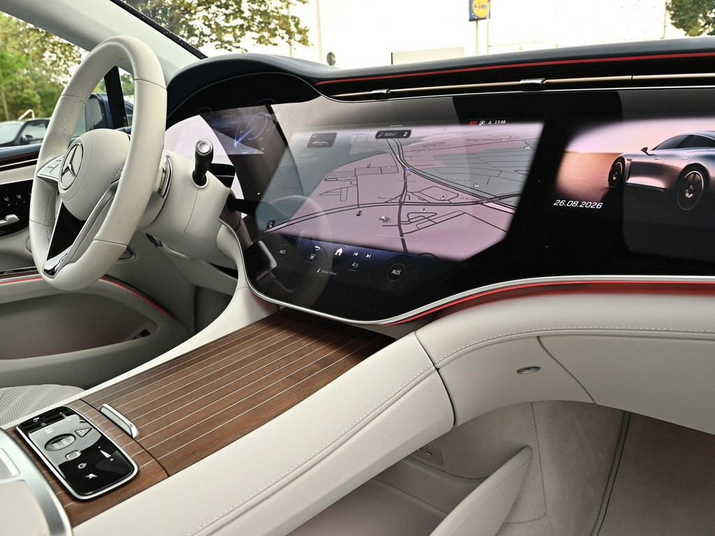 Bild 11 - EQS 580 4M Edition1 AMG Sport Premium + Hyperscreen