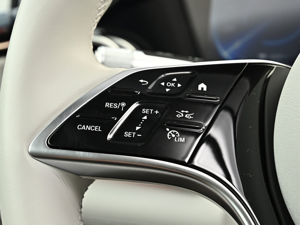 Bild 19 - EQS 580 4M Edition1 AMG Sport Premium + Hyperscreen