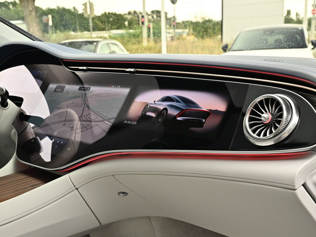 Bild 33 - EQS 580 4M Edition1 AMG Sport Premium + Hyperscreen