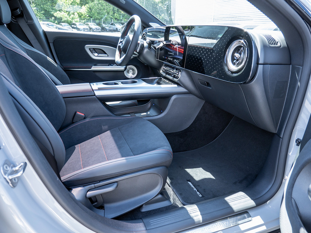 Bild 3 - CLA 200 SB EQ AMG Line
