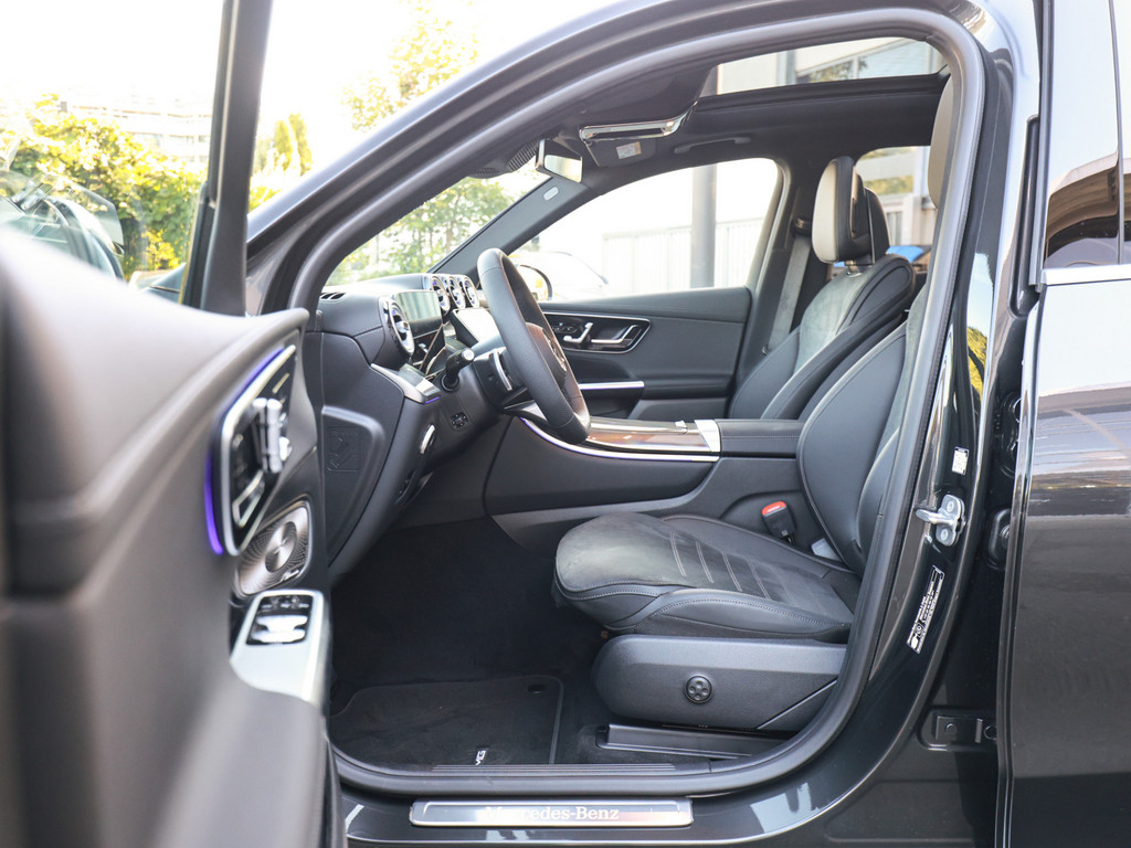 Bild 11 - GLC 220d 4M AMG Line Burmester AHK