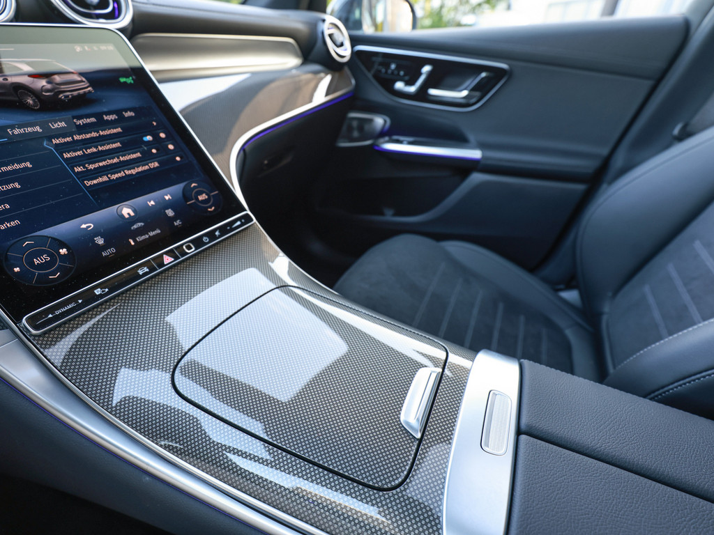 Bild 17 - GLC 220d 4M AMG Line Burmester AHK