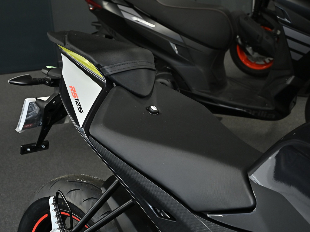 Bild 5 - RS 125 E5 +