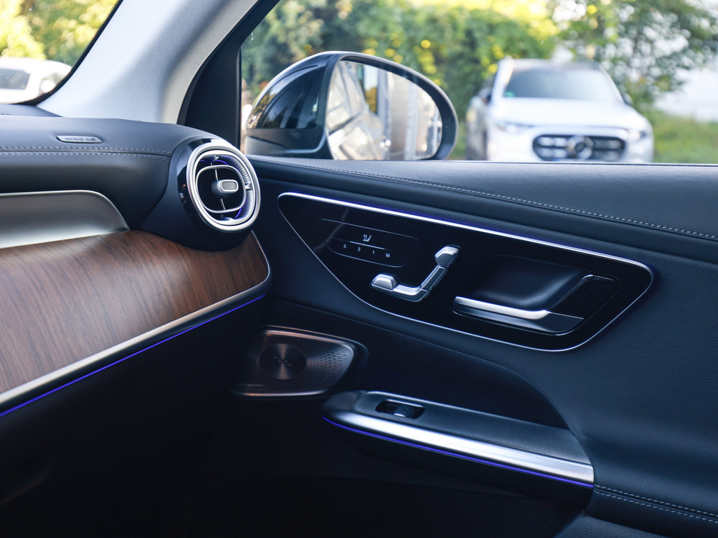 Bild 17 - GLC 300 de 4M AMG Sport Premium +