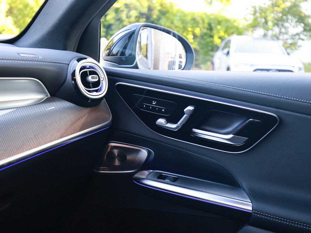 Bild 17 - GLC 300 de 4M AMG Sport Advanced + 