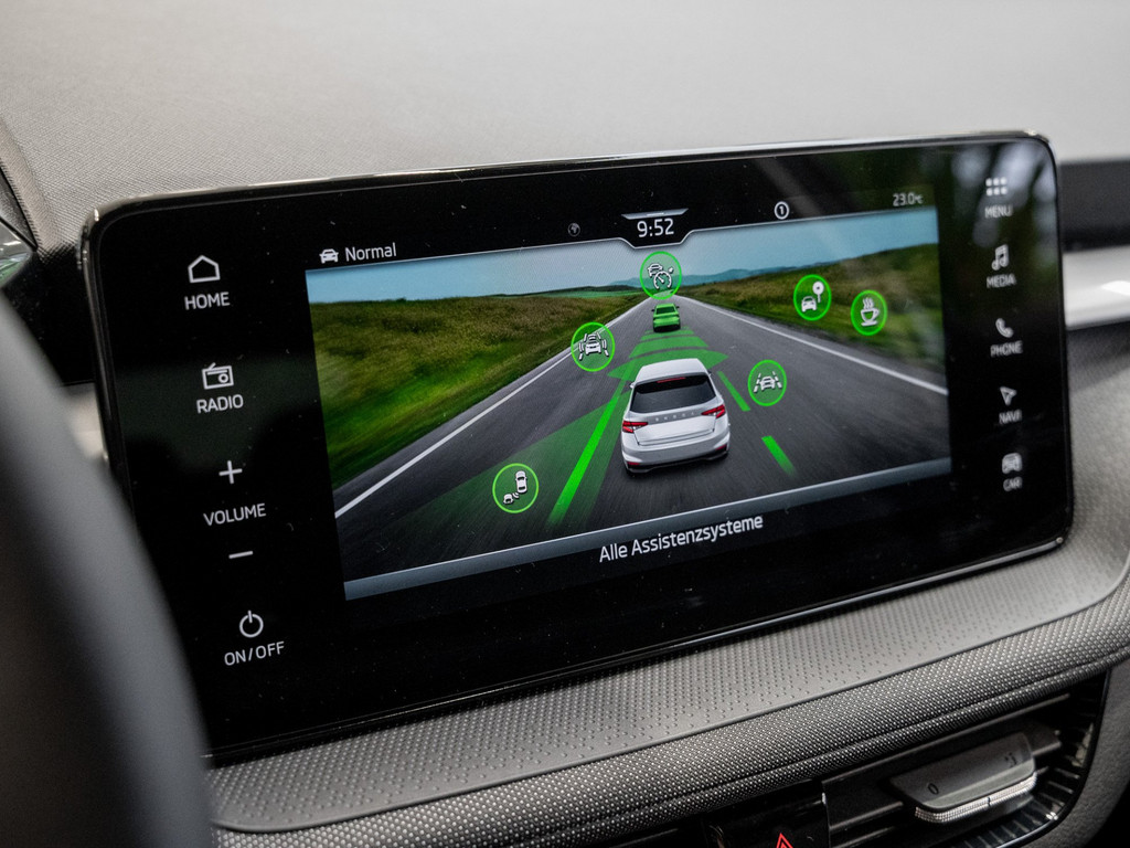 Bild 17 - Fabia Selection 1.0 TSI Navi Virtual ACC KlimaA